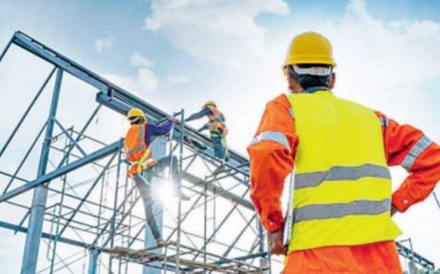 Producción industrial en México repunta 2.1% en abril impulsada por la construcción