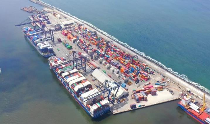Hutchison Ports EIT logra primer arribo simultáneo de dos portacontenedores en Ensenada