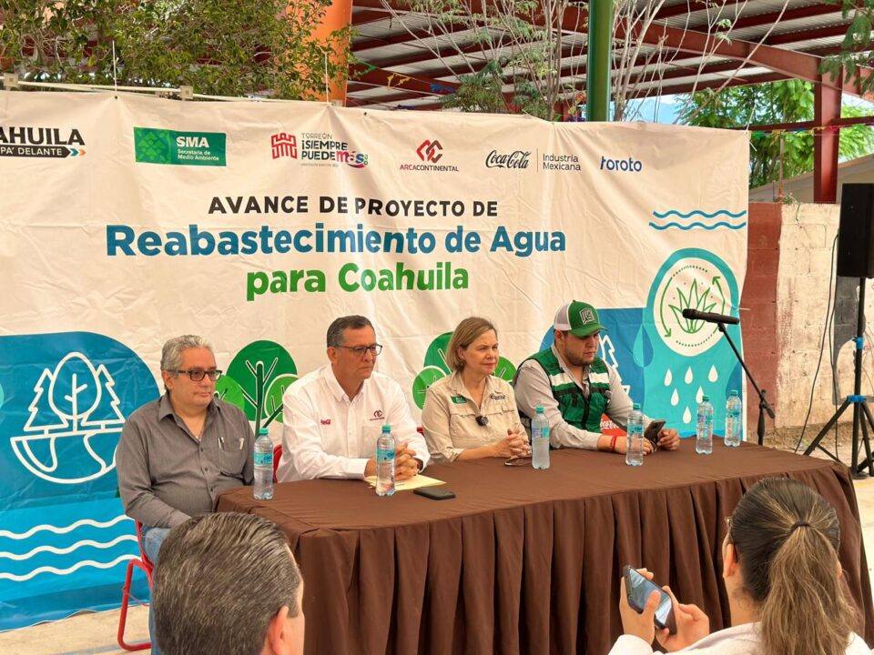 Arca Continental reabastecerá más de 300 millones de litros de agua en Coahuila con reforestaciones