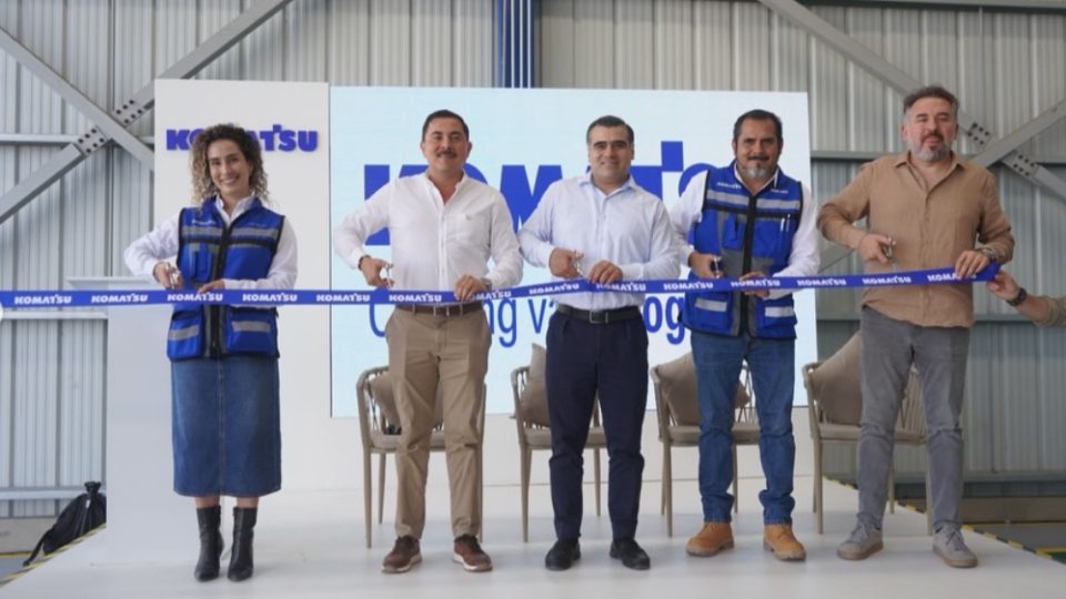 Komatsu fortalece su presencia en el Pacífico con inversión de 1.85 mdd en nueva sucursal en Colima