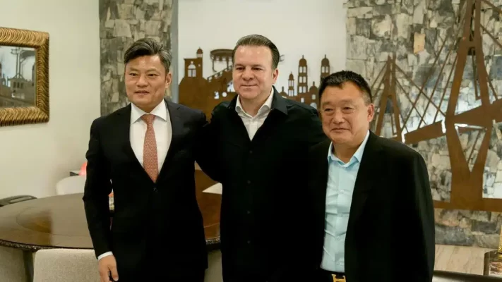 ZEJI Heavy Industries y JinXiTai Group analizan inversiones en industria pesada en Durango