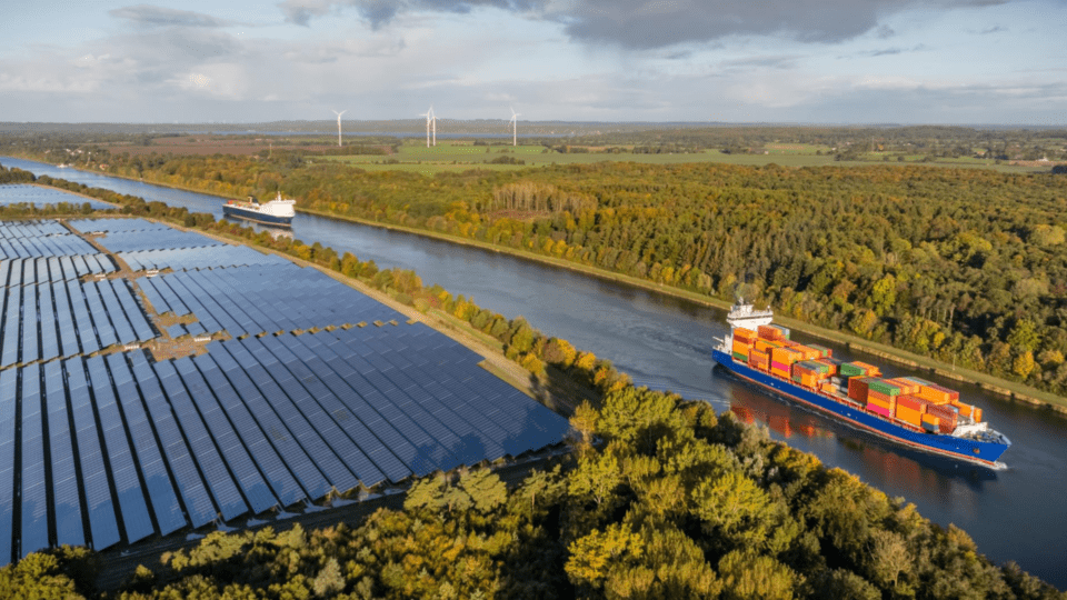 ISO 14001:2026: La gestión ambiental se convierte en el nuevo pilar de la resiliencia financiera y operativa