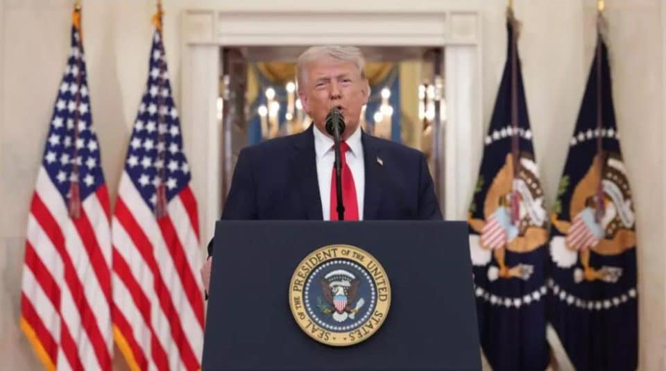 Trump solicita presupuesto histórico de 2.2 billones de dólares centrado en defensa y recortes gubernamentales