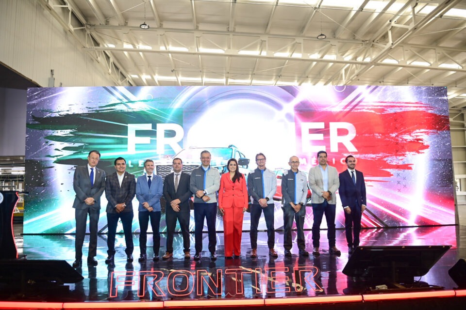 Nissan arranca la producción de la NP300/Frontier en Aguascalientes