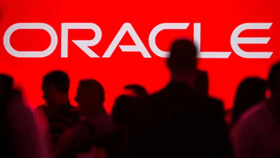 Oracle acelera su apuesta por la IA: Inicia despidos masivos para financiar la infraestructura del futuro