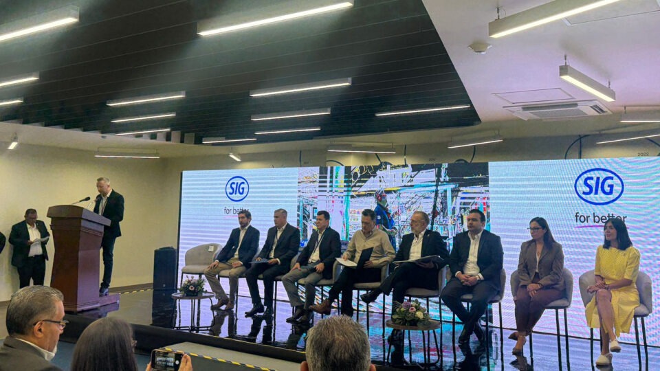 SIG invierte 1,910 mdp para duplicar su capacidad de producción en Querétaro