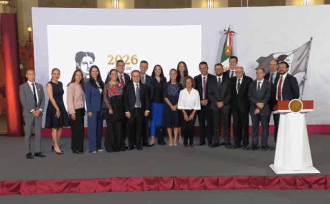 Sheinbaum anuncia inversión de 21,000 mdp para la industria farmacéutica