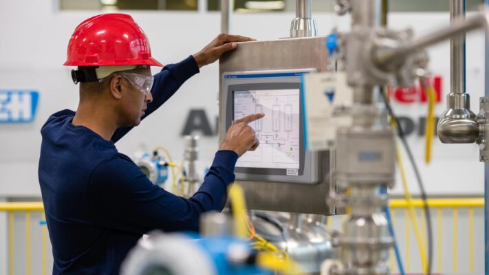 El sector industrial latinoamericano está avanzando en la modernización de la visualización para dar soporte a operaciones más conectadas.