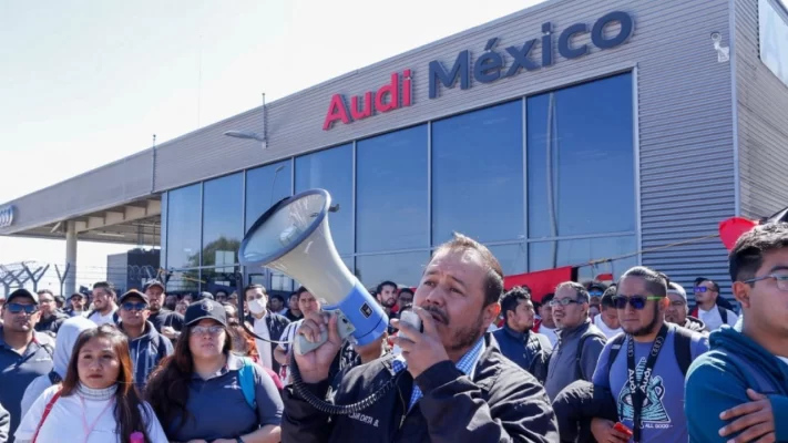 Otorga Tribunal Laboral prórroga de 10 días a Audi y Sitaudi para evitar la huelga en México