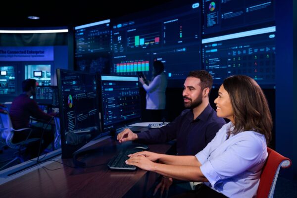 Rockwell Automation amplía la cartera de SecureOT con nuevas capacidades de evaluación de ciberseguridad y servicios administrados
